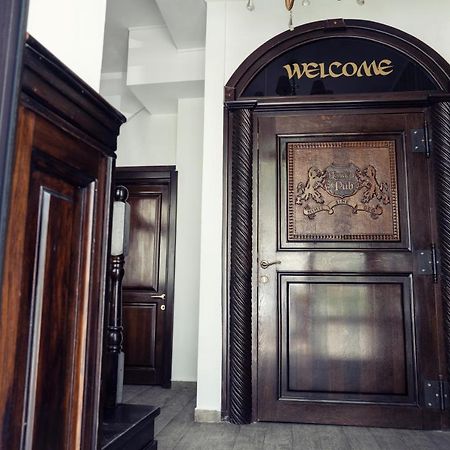 London Apartments Vaslui Zewnętrze zdjęcie