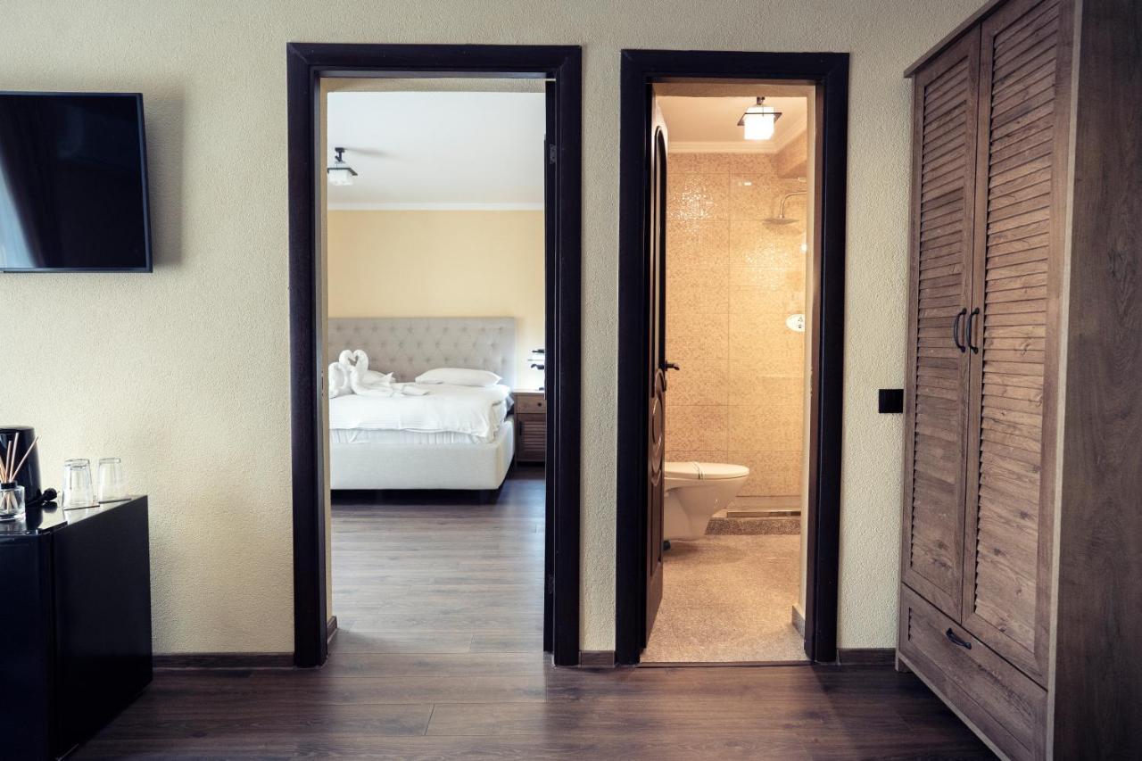 London Apartments Vaslui Zewnętrze zdjęcie