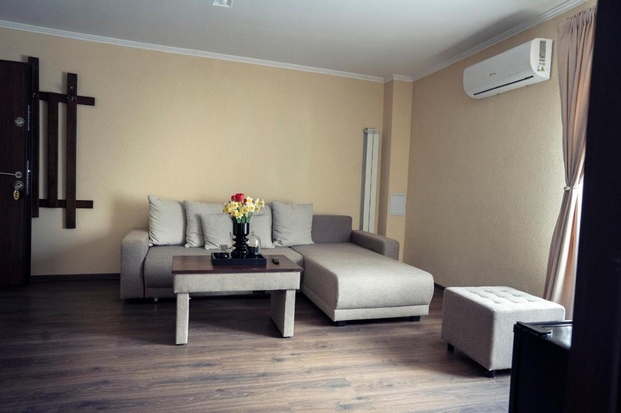 London Apartments Vaslui Zewnętrze zdjęcie